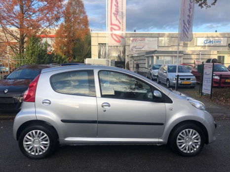 Peugeot 107 - 1.0/elec pakket /5 deurs /nieuwe apk - 1