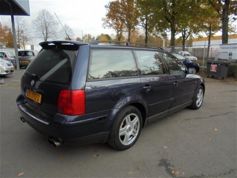 Volkswagen Passat Variant - 2.8 V6 syncro Comfortline 4X4 - 1