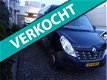 Renault Master - T35 2.3 dCi L2H3 wegens het niet na komen afspraak opnieuw in de verkoop - 1 - Thumbnail