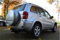 Toyota RAV4 - 2.0-16V VVT-i 5 DEURS / AIRCO / CRUISE / NIEUWE APK - 1 - Thumbnail