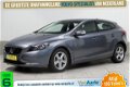 Volvo V40 - Euro6 2.0 D2 Aut. Navigatie CruiseControl ParkAssist 120pk - 1 - Thumbnail