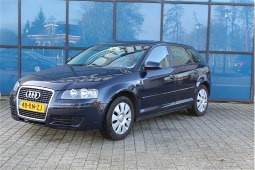 Audi A3 Sportback - 1.6 Attraction | CLIMA | LMV | CRUISE | - 1