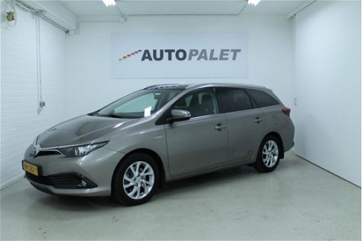 Toyota Auris Touring Sports - 1.8 Hybrid Lease - 1