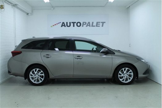 Toyota Auris Touring Sports - 1.8 Hybrid Lease - 1