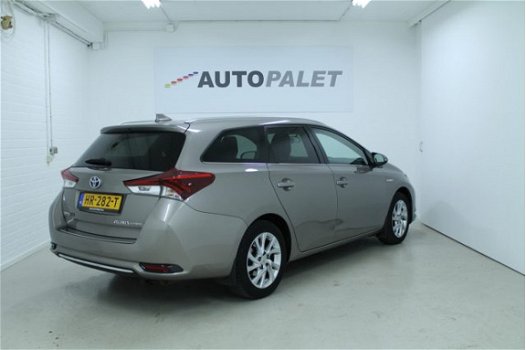 Toyota Auris Touring Sports - 1.8 Hybrid Lease - 1