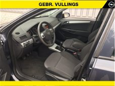 Opel Astra - 1.6 Edition (Trekhaak, Cruise, Airco)