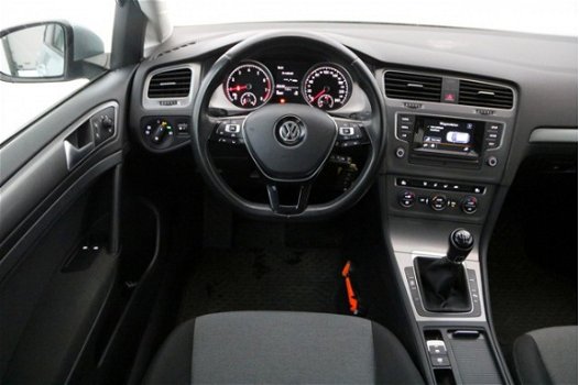 Volkswagen Golf - 1.2 TSI 85pk 5drs Trendline | Clima | PDC | - 1