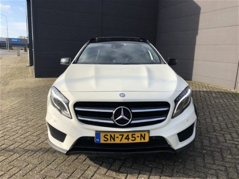 Mercedes-Benz GLA-Klasse - 220 CDI 4Matic Edition 1 AMG PANO - 1