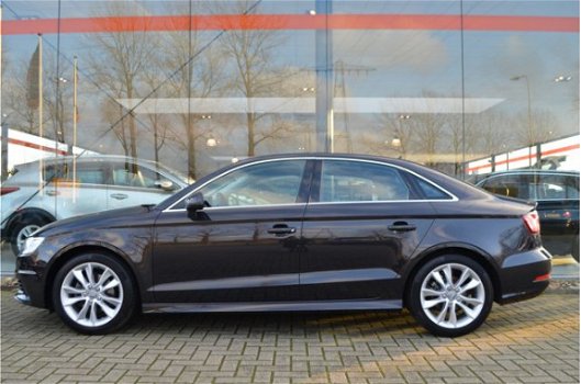 Audi A3 Limousine - 1.6 TDI 110PK Pro Line Plus, NL Auto, 1e Eig, Weinig km, Bi Xenon Led, Trekhaak - 1