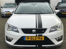 Seat Leon - 2.0 TDI FR Business Sport BJ: 2013 Pano Line Assist Led Leder Navi Stoelverw. N.a.p