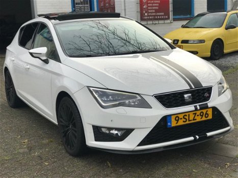 Seat Leon - 2.0 TDI FR Business Sport BJ: 2013 Pano Line Assist Led Leder Navi Stoelverw. N.a.p - 1