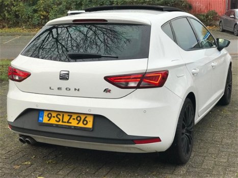 Seat Leon - 2.0 TDI FR Business Sport BJ: 2013 Pano Line Assist Led Leder Navi Stoelverw. N.a.p - 1