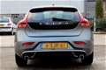 Volvo V40 - D4 190pk R-Design (B) + Harman Kardon + Xenon + Leder + Navi + 1 - 1 - Thumbnail