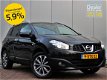 Nissan Qashqai - 1.6 dCi Tekna | Trekhaak | Navigatie | Camera | Climate control | Stoelverwarming | - 1 - Thumbnail