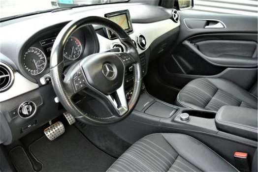 Mercedes-Benz B-klasse - 250 Prestige Automaat Panoramadak Xenon Navigatie Ecc - 1