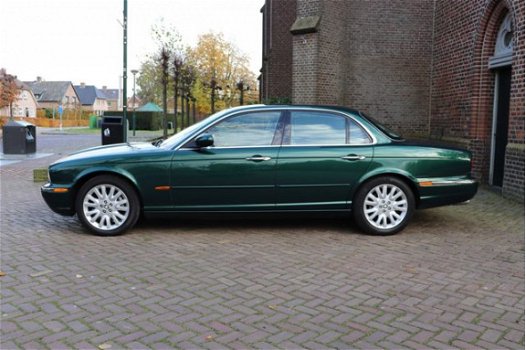 Jaguar XJ - 3.0 V6 Executive AUT LEER/NAVI/L.VERING/YOUNGTIMER/ORIG.NL/GEDOCUMENTEERD - 1