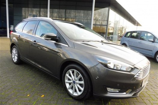 Ford Focus Wagon - 1.5 150pk EcoBoost Titanium Navi Pdc stoel/stuurverw - 1