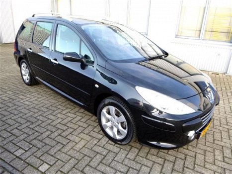 Peugeot 307 - SW 1.6 16V + Panoramadak en 7 stoelen - 1