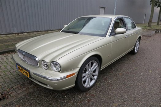 Jaguar XJ - 4.2 V8 Sovereign 103.000 Km NL-Auto van 2e eigenaar - 1