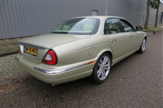 Jaguar XJ - 4.2 V8 Sovereign 103.000 Km NL-Auto van 2e eigenaar - 1