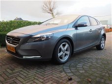 Volvo V40 - 1.6 D2 Kinetic Business | 107.000KM NAP | ECC | Navi | 1e eigenaar |