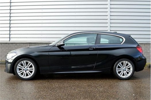 BMW 1-serie - 114i Upgrade Edition M-Sport RIJKLAAR PRIJS-GARANTIE Leder Sport Interieur Navigatie X - 1