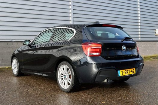 BMW 1-serie - 114i Upgrade Edition M-Sport RIJKLAAR PRIJS-GARANTIE Leder Sport Interieur Navigatie X - 1