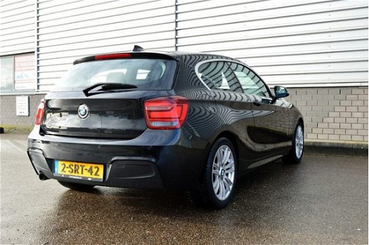 BMW 1-serie - 114i Upgrade Edition M-Sport RIJKLAAR PRIJS-GARANTIE Leder Sport Interieur Navigatie X - 1