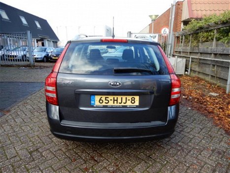 Kia Cee'd Sporty Wagon - 1.4 X-tra goed onderhoudende auto - 1