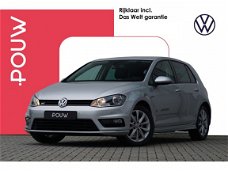 Volkswagen Golf - 1.6 TDI 110pk Business Edition R-Line + Achteruitrijcamera + Navigatie