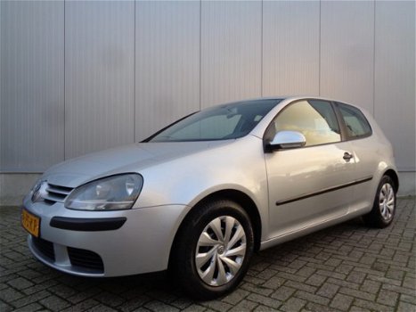 Volkswagen Golf - 1.6 FSI Turijn 116PK Clima Cruise 6-Bak - 1