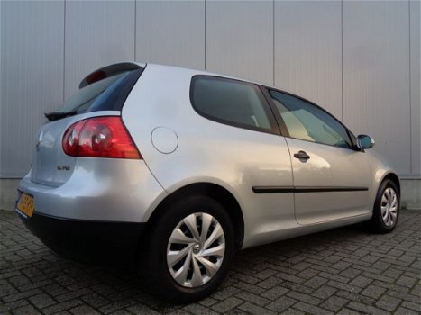 Volkswagen Golf - 1.6 FSI Turijn 116PK Clima Cruise 6-Bak - 1