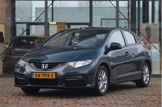 Honda Civic - 1.8i-Vtec Comfort 5 Drs - All in rijklaarprijs | Clima | 24/36 mnd Gar. | Trekhaak - 1