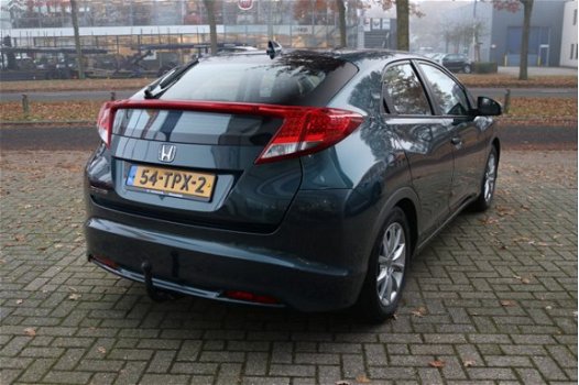 Honda Civic - 1.8i-Vtec Comfort 5 Drs - All in rijklaarprijs | Clima | 24/36 mnd Gar. | Trekhaak - 1