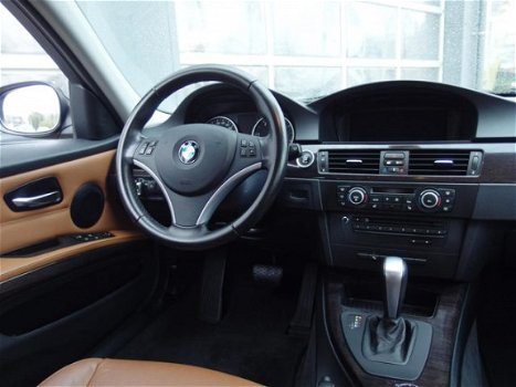 BMW 3-serie Touring - 320d High Executive Automaat Leer/Navigatie/PDC/Trekhaak - 1