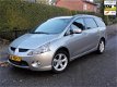 Mitsubishi Grandis - 2.4-16V 7 Pers, trekhaak, winterbanden, clima, cruise contr - 1 - Thumbnail