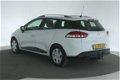 Renault Clio Estate - (J) 1.5 DCI Expression [ Navi Airco Trekhaak ] - 1 - Thumbnail