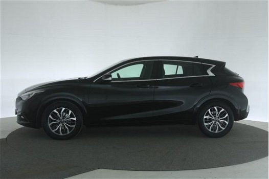 Infiniti Q30 - (J) 1.5 DCI Business Aut. [ Navi Xenon PDC Clima Cruise ] - 1