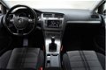 Volkswagen Golf - 1.6 TDI Highline NL-Auto [ Navi Clima PDC v+a ] - 1 - Thumbnail
