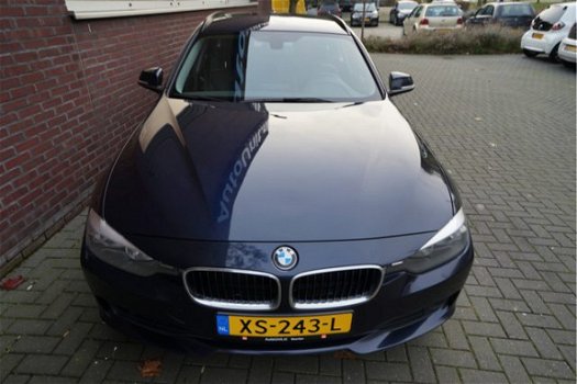 BMW 3-serie Touring - 318D Automaat Leder Navi Clima Actie - 1