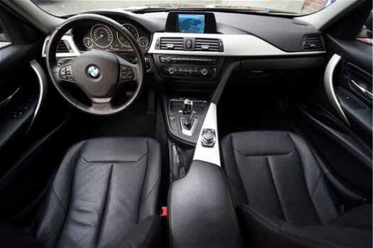 BMW 3-serie Touring - 318D Automaat Leder Navi Clima Actie - 1