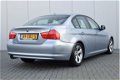 BMW 3-serie - 320d Efficient Dynamics Edition Luxury Line Leer/Sportstoelen/Stoelverwarming Navi - 1 - Thumbnail