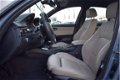 BMW 3-serie - 320d Efficient Dynamics Edition Luxury Line Leer/Sportstoelen/Stoelverwarming Navi - 1 - Thumbnail