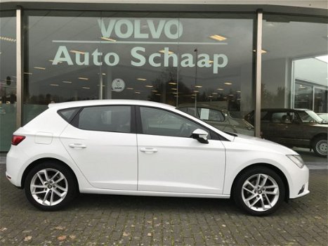 Seat Leon - 1.4 TSI Style Easy Connect Navigatie Stoeverwarming PDC voor en achter - 1