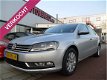 Volkswagen Passat - 1.6 TDI Comfort Executive Line - Navigatie - 1 - Thumbnail