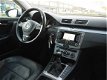 Volkswagen Passat - 1.6 TDI Comfort Executive Line - Navigatie - 1 - Thumbnail