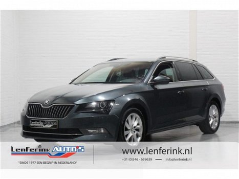 Skoda Superb Combi - 1.6 TDI Style Aut. Navi Clima Xenon 1e eig. NAP - 1