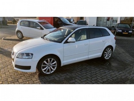 Audi A3 Sportback - 1.4 TFSI Attraction - 1