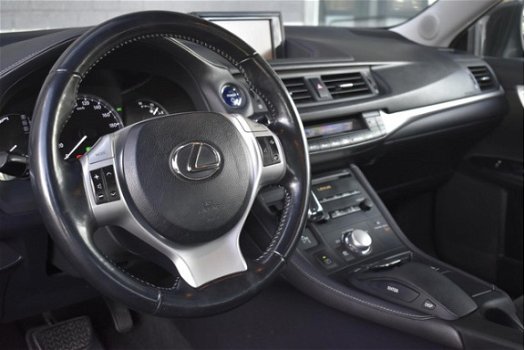 Lexus CT 200h - 1.8 Hybrid Automaat / Navi / Camera - 1