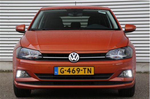 Volkswagen Polo - 1.0 TSI 95pk Comfortline Clima LM Navigatie via App PDC 95 - 1